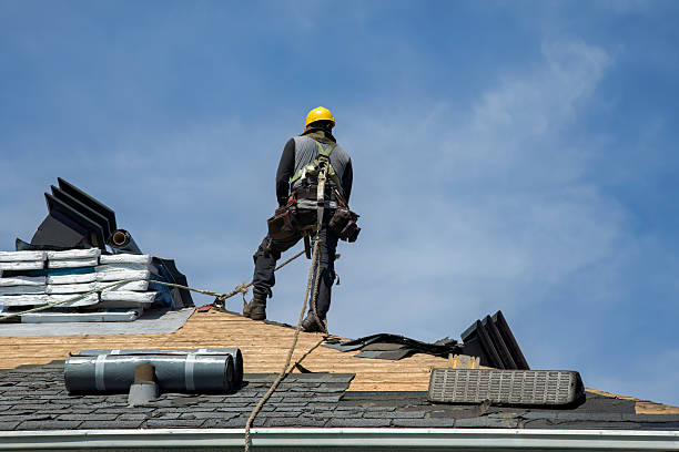 Professional Roof Replacement technician working in Sun Prairie, MT